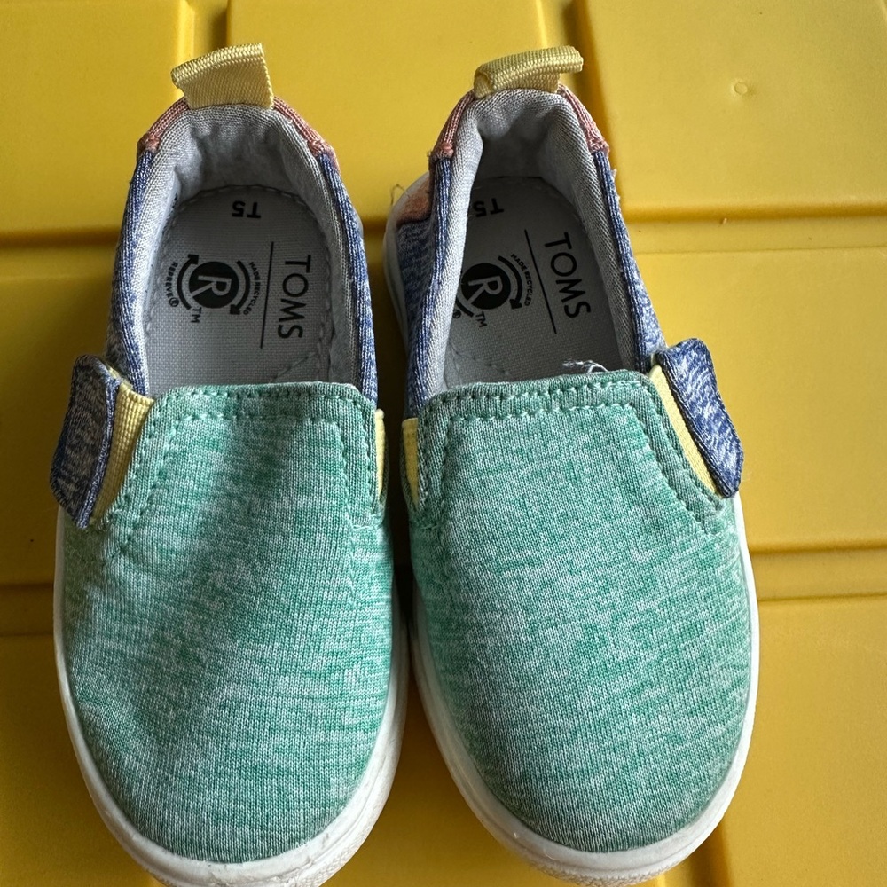 TOMS Kids Sneakers - Green and Blue